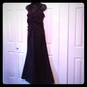 Tadashi maroon size 6 dress